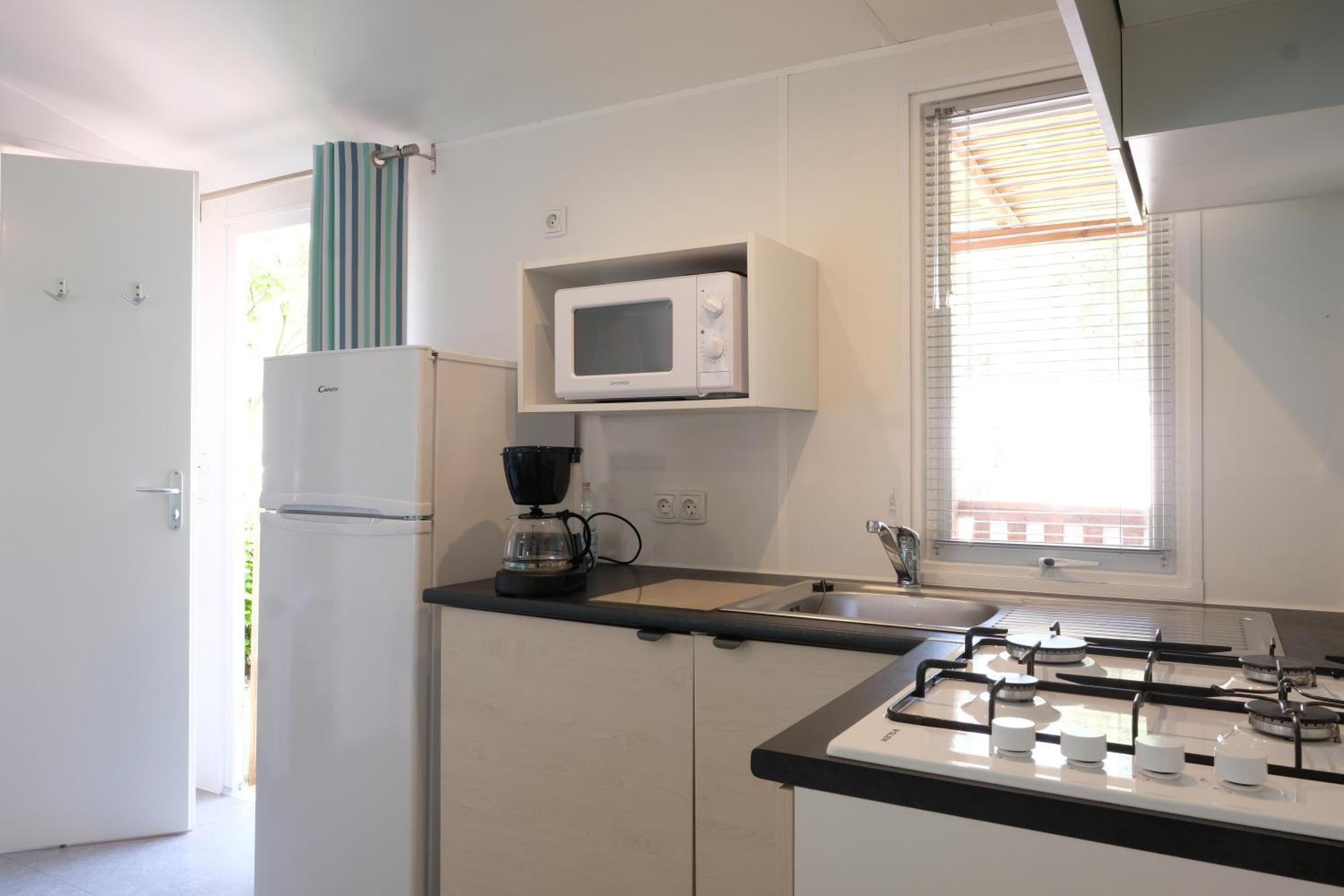 Happy Camp Mobile Homes In Castello Camping & Summer Resort Неос-Мармарас Экстерьер фото