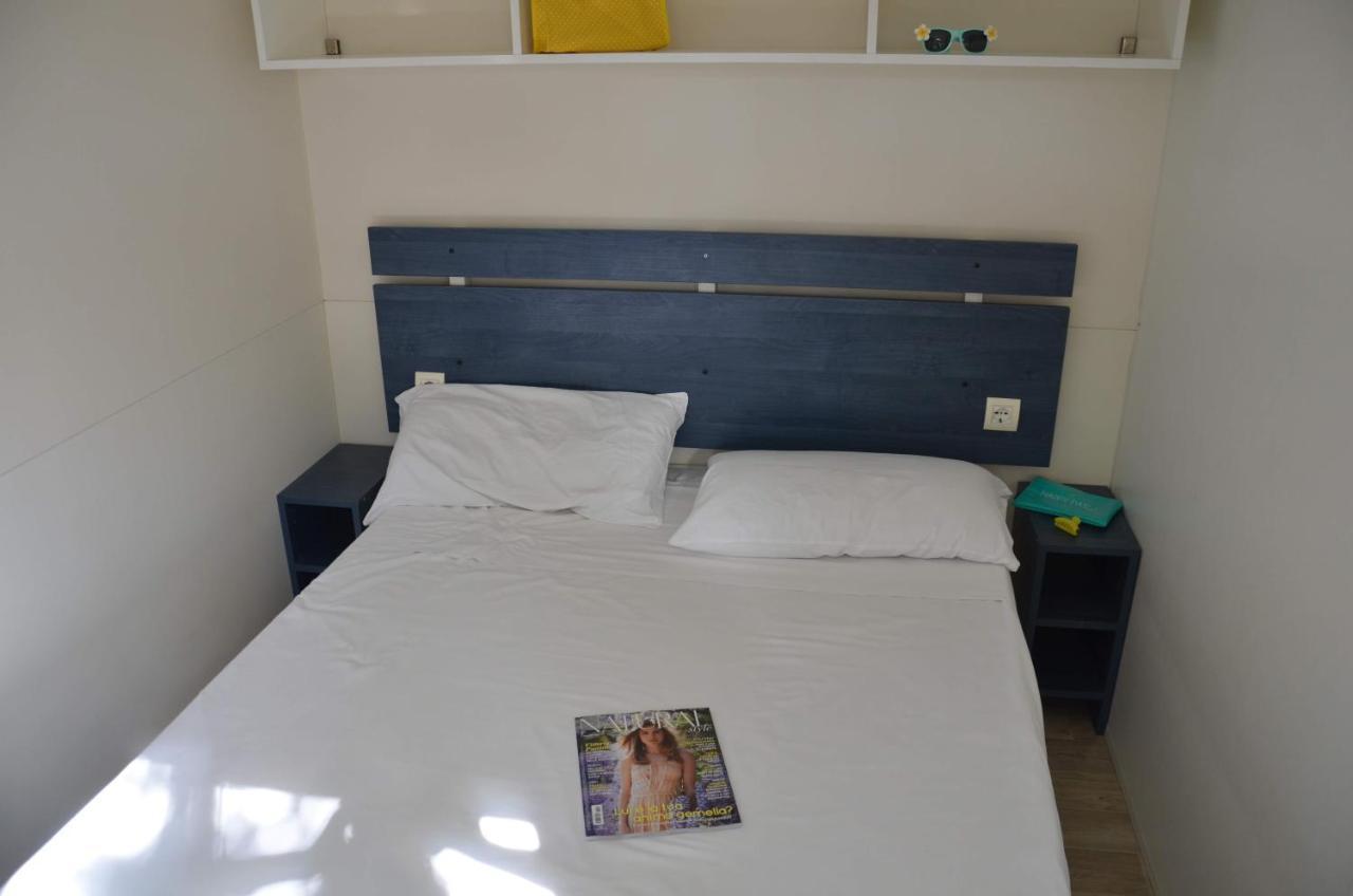 Happy Camp Mobile Homes In Castello Camping & Summer Resort Неос-Мармарас Экстерьер фото