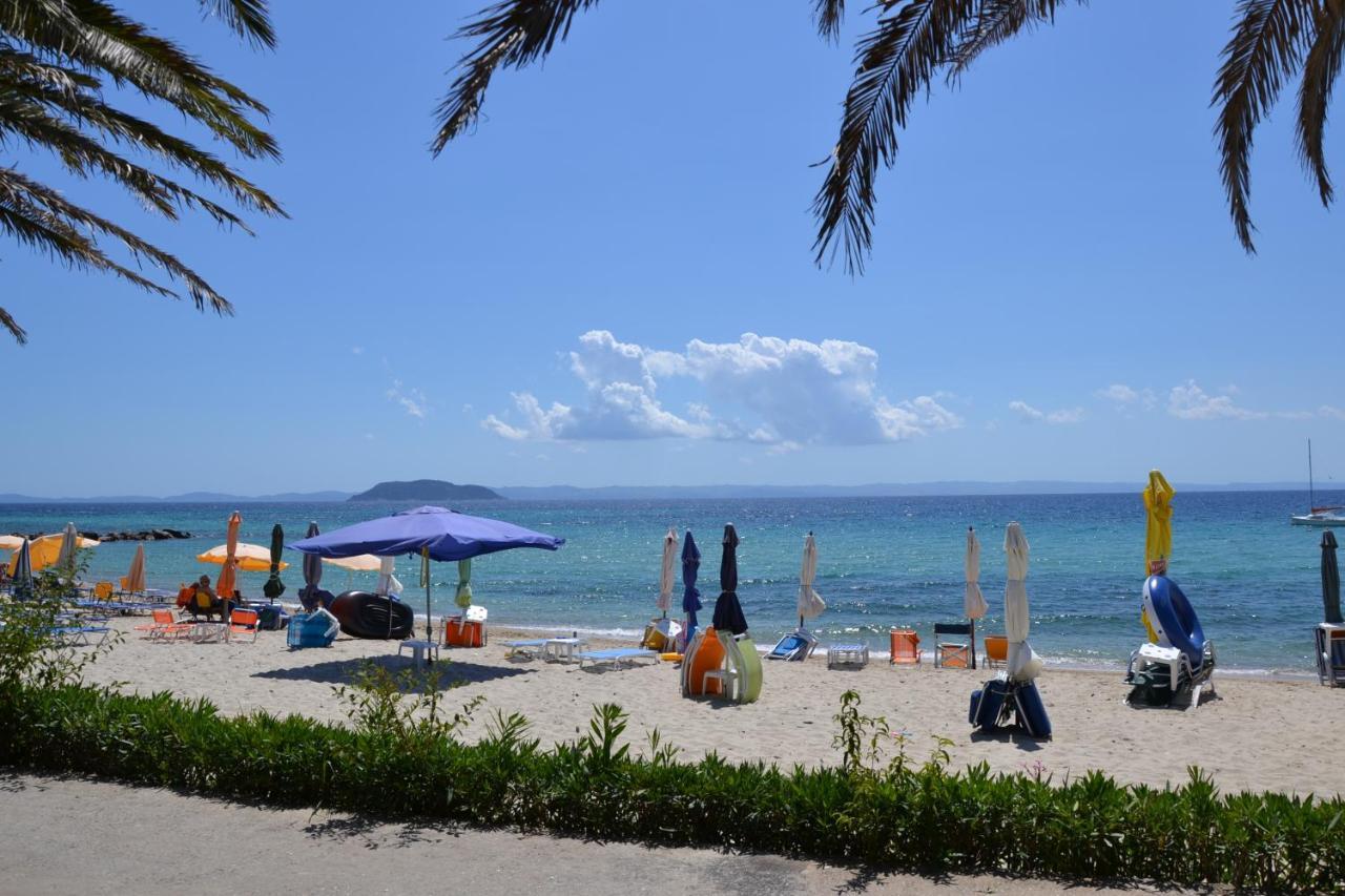 Happy Camp Mobile Homes In Castello Camping & Summer Resort Неос-Мармарас Экстерьер фото
