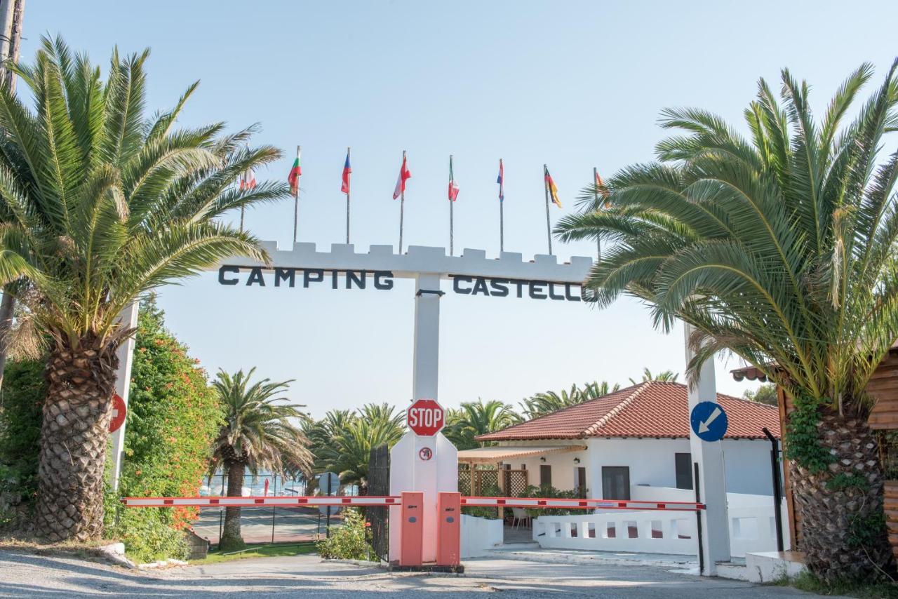 Happy Camp Mobile Homes In Castello Camping & Summer Resort Неос-Мармарас Экстерьер фото