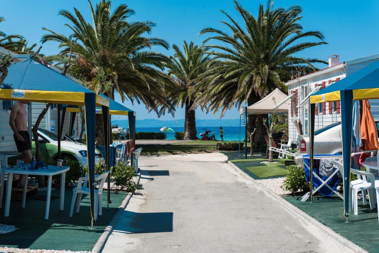 Happy Camp Mobile Homes In Castello Camping & Summer Resort Неос-Мармарас Экстерьер фото